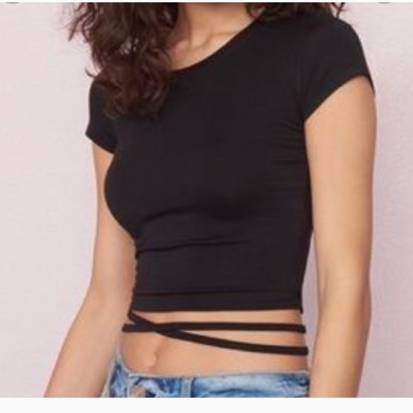 This style Top but in the Blue Colour - Picture 1 of 2